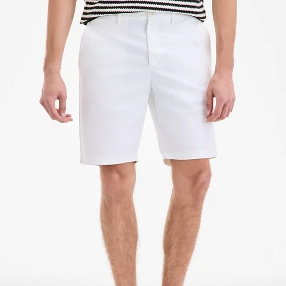 Tommy Hilfiger Men's Brooklyn 1985 9" Shorts in Optic White